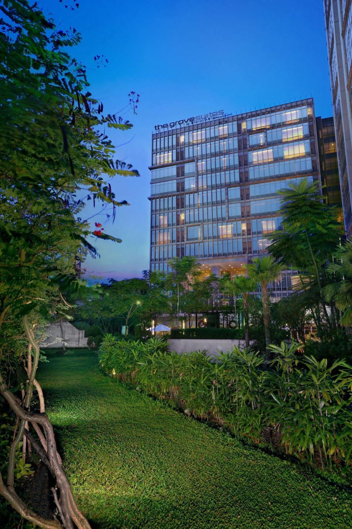 The Grove Suites By Grand Aston Джакарта Екстер'єр фото